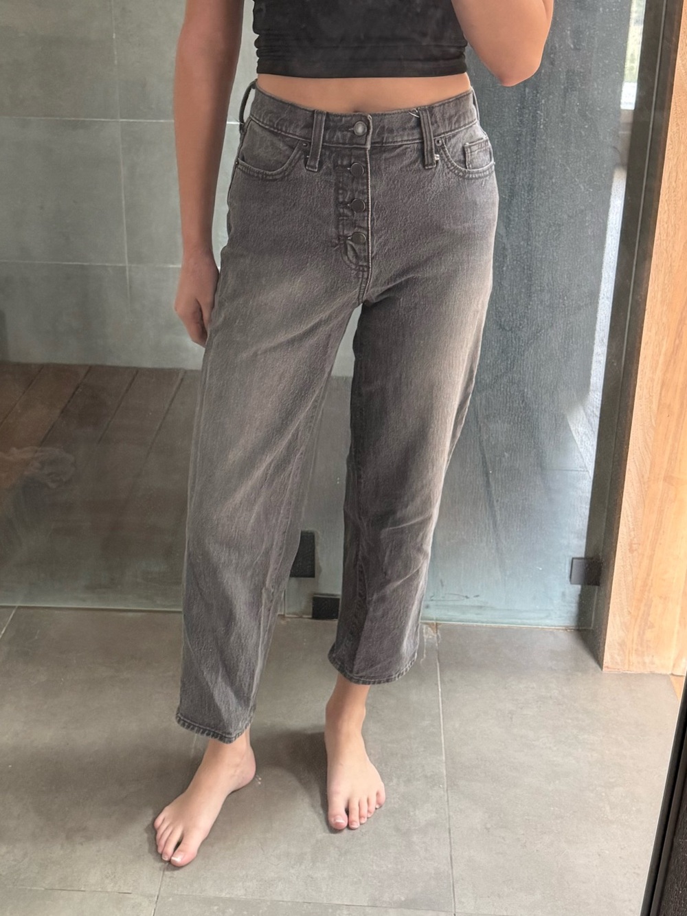 Universal Thread Women's Straight Leg Jeans - Faded Gray